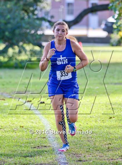 Thumbnail 1 in Isidore Newman Invitational photogallery.