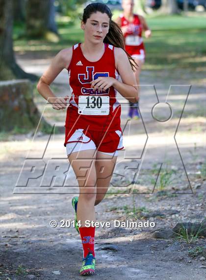 Thumbnail 1 in Isidore Newman Invitational photogallery.