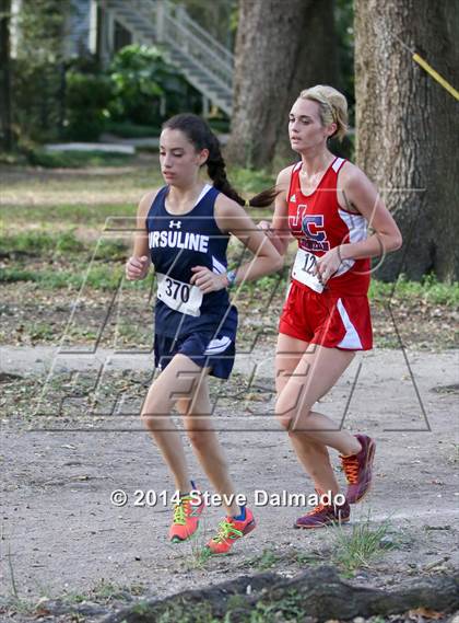 Thumbnail 2 in Isidore Newman Invitational photogallery.