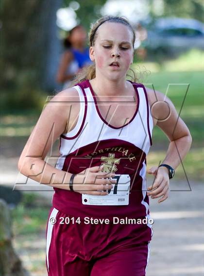 Thumbnail 3 in Isidore Newman Invitational photogallery.
