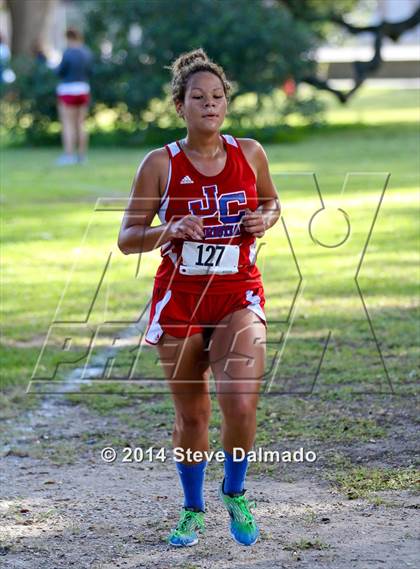 Thumbnail 2 in Isidore Newman Invitational photogallery.