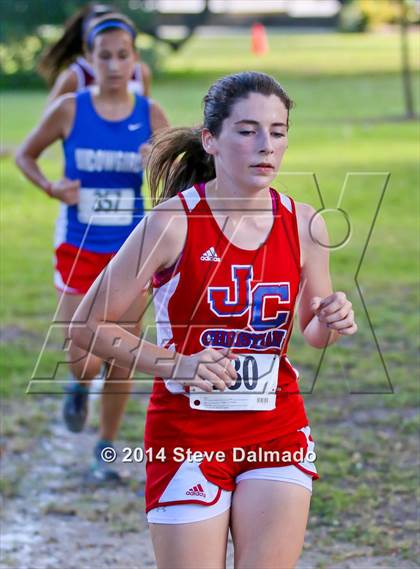 Thumbnail 1 in Isidore Newman Invitational photogallery.