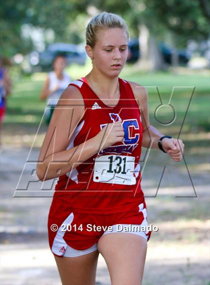 Thumbnail 1 in Isidore Newman Invitational photogallery.