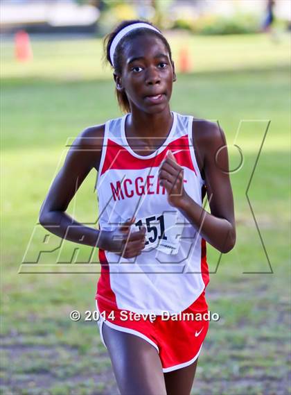 Thumbnail 1 in Isidore Newman Invitational photogallery.