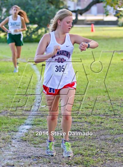 Thumbnail 1 in Isidore Newman Invitational photogallery.