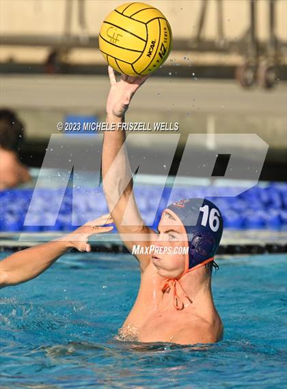 Thumbnail 1 in Coronado vs Valhalla (CIF SDS DIV.1) photogallery.