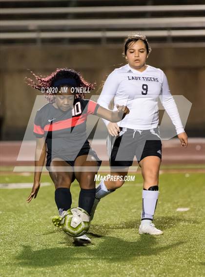 Thumbnail 2 in JV: Irving vs Coppell photogallery.