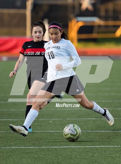 Thumbnail 3 in JV: Irving vs Coppell photogallery.