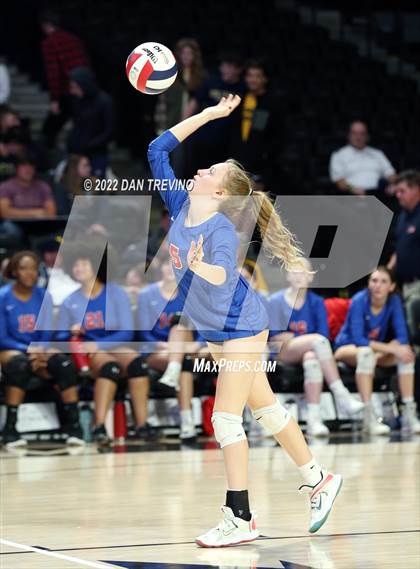 Thumbnail 3 in Charles J. Colgan vs. Alexandria City (VHSL Class 6 Final) photogallery.