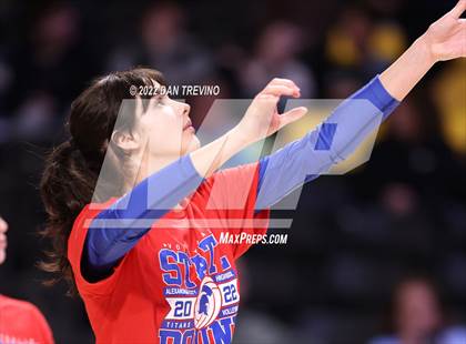 Thumbnail 1 in Charles J. Colgan vs. Alexandria City (VHSL Class 6 Final) photogallery.
