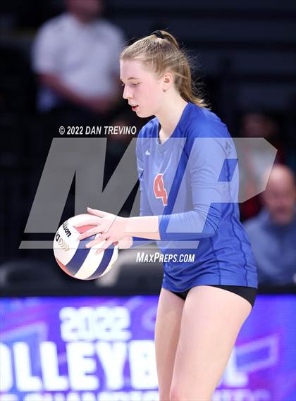 Thumbnail 1 in Charles J. Colgan vs. Alexandria City (VHSL Class 6 Final) photogallery.