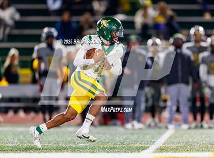 Thumbnail 2 in West Florence vs Myrtle Beach (SCHSL 5A Div 2 Round 2) photogallery.