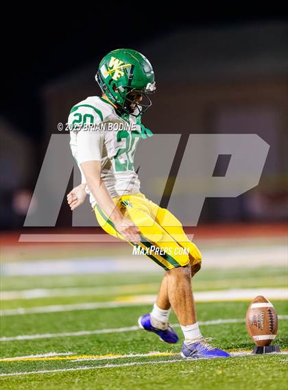 Thumbnail 3 in West Florence vs Myrtle Beach (SCHSL 5A Div 2 Round 2) photogallery.