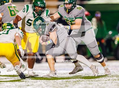 Thumbnail 1 in West Florence vs Myrtle Beach (SCHSL 5A Div 2 Round 2) photogallery.