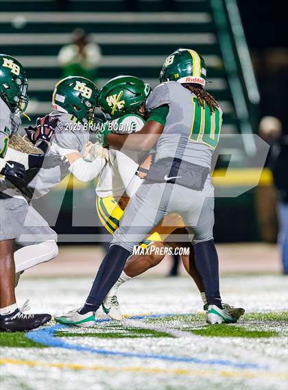 Thumbnail 2 in West Florence vs Myrtle Beach (SCHSL 5A Div 2 Round 2) photogallery.