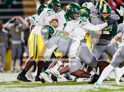 Thumbnail 3 in West Florence vs Myrtle Beach (SCHSL 5A Div 2 Round 2) photogallery.