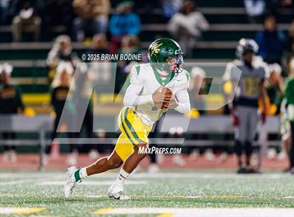 Thumbnail 3 in West Florence vs Myrtle Beach (SCHSL 5A Div 2 Round 2) photogallery.
