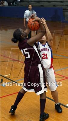 Thumbnail 3 in Serra vs. Paramount (St. Anthony Tourney) photogallery.