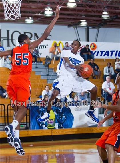 Thumbnail 3 in Mansfield Summit vs. Fort Bend Bush (McDonald's Texas Invitational) photogallery.