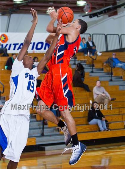 Thumbnail 3 in Mansfield Summit vs. Fort Bend Bush (McDonald's Texas Invitational) photogallery.