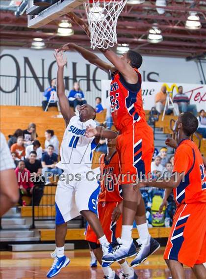 Thumbnail 3 in Mansfield Summit vs. Fort Bend Bush (McDonald's Texas Invitational) photogallery.