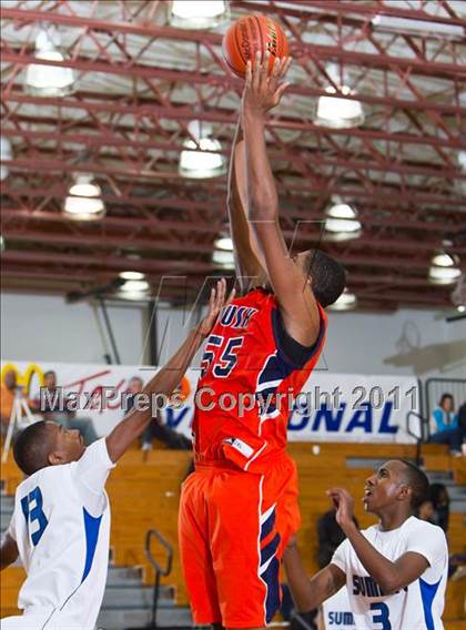 Thumbnail 2 in Mansfield Summit vs. Fort Bend Bush (McDonald's Texas Invitational) photogallery.