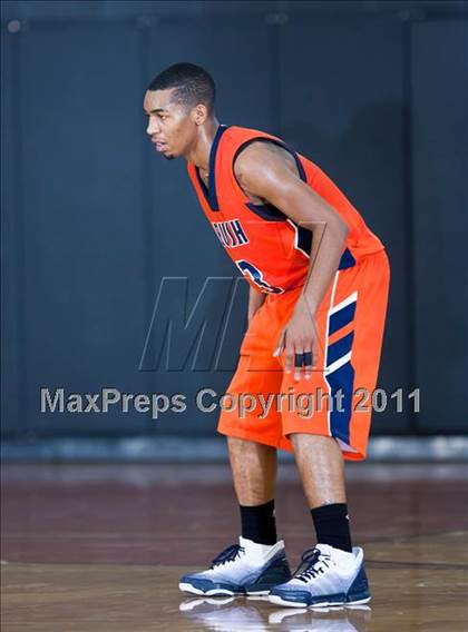 Thumbnail 3 in Mansfield Summit vs. Fort Bend Bush (McDonald's Texas Invitational) photogallery.
