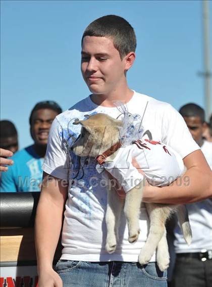 Thumbnail 1 in Centennial (MaxPreps Tour of Champions) photogallery.