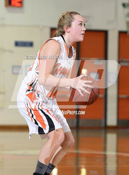 Thumbnail 2 in Foresthill vs. Greenville (Mesa Verde Challenge) photogallery.