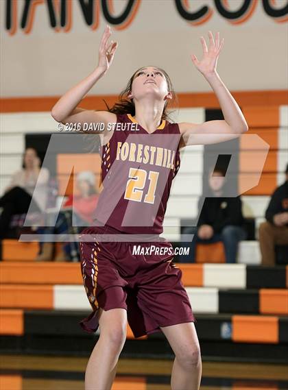 Thumbnail 3 in Foresthill vs. Greenville (Mesa Verde Challenge) photogallery.
