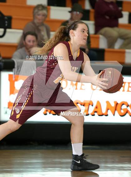 Thumbnail 3 in Foresthill vs. Greenville (Mesa Verde Challenge) photogallery.