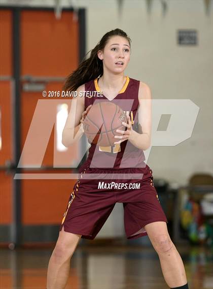 Thumbnail 2 in Foresthill vs. Greenville (Mesa Verde Challenge) photogallery.