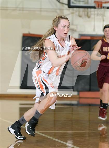 Thumbnail 3 in Foresthill vs. Greenville (Mesa Verde Challenge) photogallery.