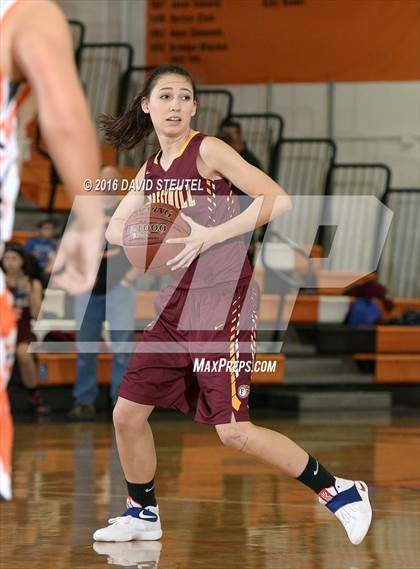 Thumbnail 3 in Foresthill vs. Greenville (Mesa Verde Challenge) photogallery.