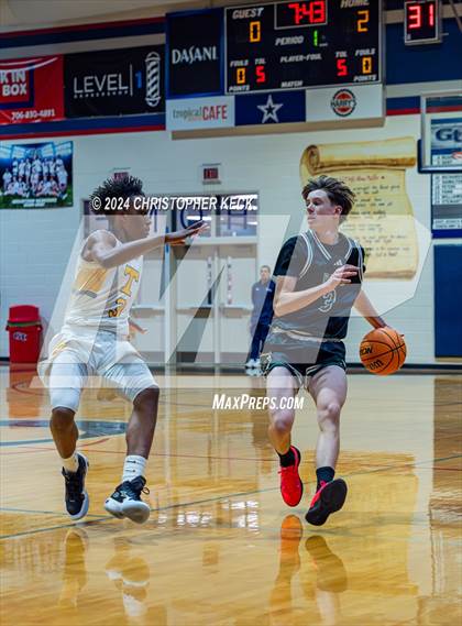 Thumbnail 3 in Greenbrier vs. Thomson photogallery.