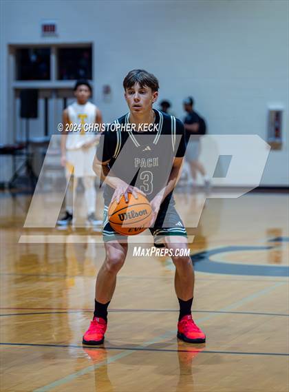 Thumbnail 2 in Greenbrier vs. Thomson photogallery.