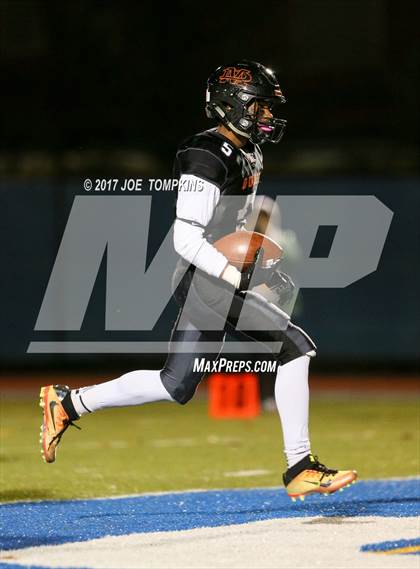 Thumbnail 3 in New Paltz vs. Marlboro Central (Section 9 Class B Final) photogallery.