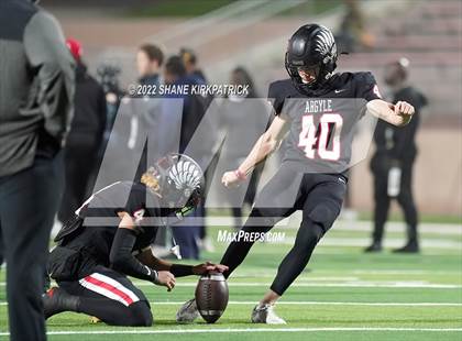 Thumbnail 3 in Argyle vs. South Oak Cliff (5A-2 State Semifinal) photogallery.