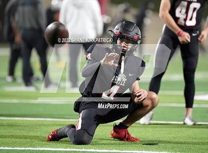 Thumbnail 1 in Argyle vs. South Oak Cliff (5A-2 State Semifinal) photogallery.