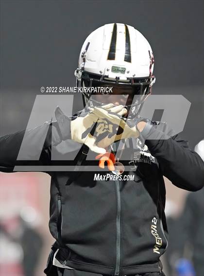 Thumbnail 3 in Argyle vs. South Oak Cliff (5A-2 State Semifinal) photogallery.