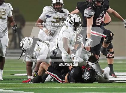 Thumbnail 2 in Argyle vs. South Oak Cliff (5A-2 State Semifinal) photogallery.