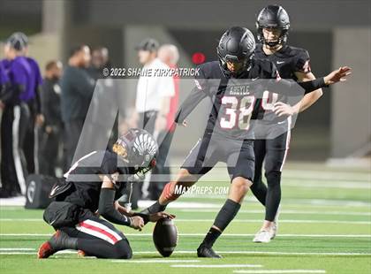 Thumbnail 1 in Argyle vs. South Oak Cliff (5A-2 State Semifinal) photogallery.