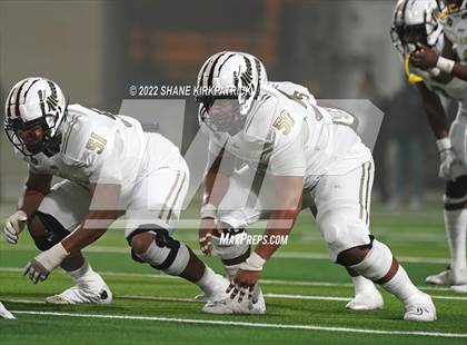 Thumbnail 3 in Argyle vs. South Oak Cliff (5A-2 State Semifinal) photogallery.