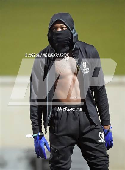 Thumbnail 2 in Argyle vs. South Oak Cliff (5A-2 State Semifinal) photogallery.