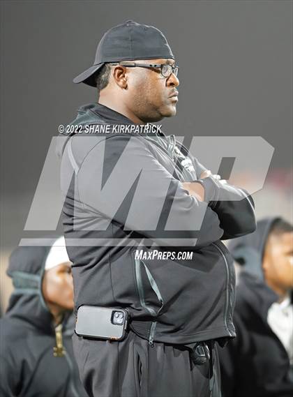 Thumbnail 1 in Argyle vs. South Oak Cliff (5A-2 State Semifinal) photogallery.