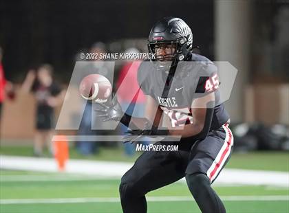 Thumbnail 2 in Argyle vs. South Oak Cliff (5A-2 State Semifinal) photogallery.