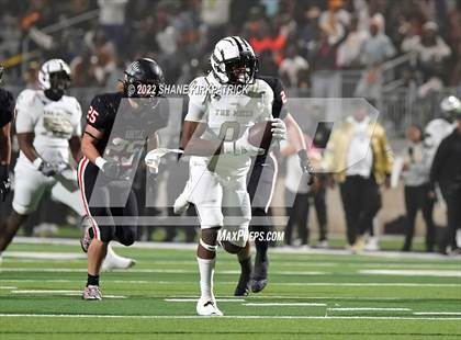 Thumbnail 3 in Argyle vs. South Oak Cliff (5A-2 State Semifinal) photogallery.
