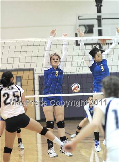 Thumbnail 3 in Clovis vs. Rim of the World (2010 Durango Fall Classic) photogallery.