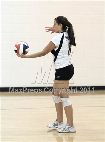 Thumbnail 2 in Clovis vs. Rim of the World (2010 Durango Fall Classic) photogallery.