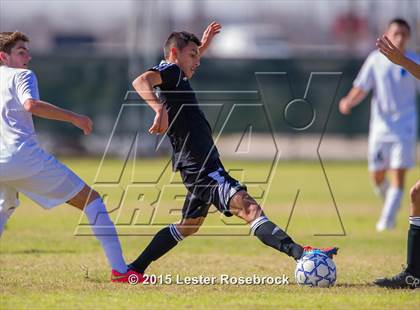 Thumbnail 3 in Steele vs Johnson photogallery.